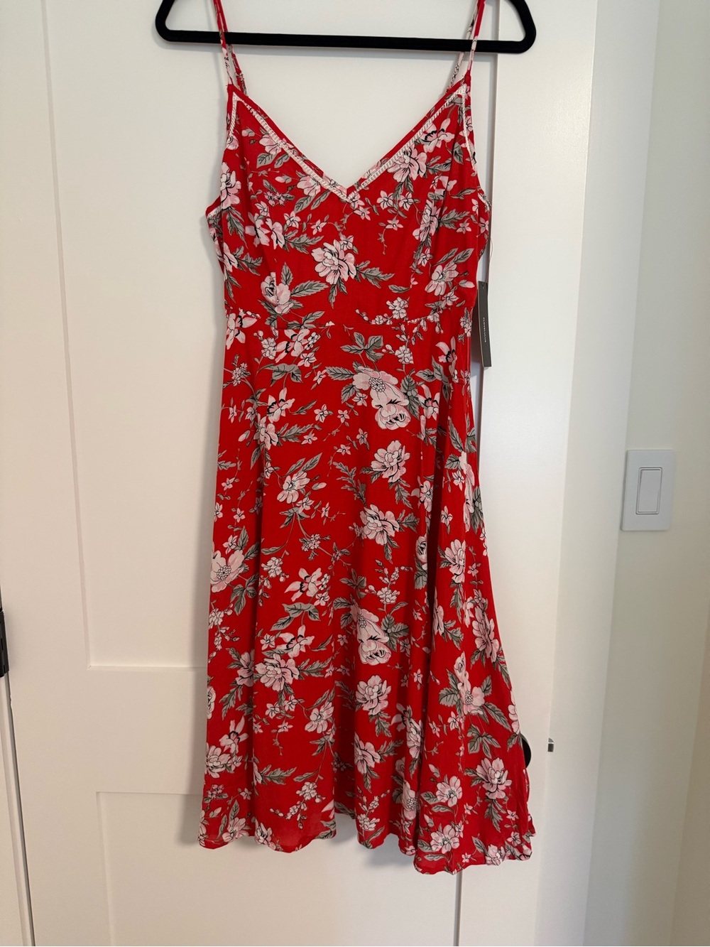 Lulus Esperanza Red Floral Print Midi Dress NWT